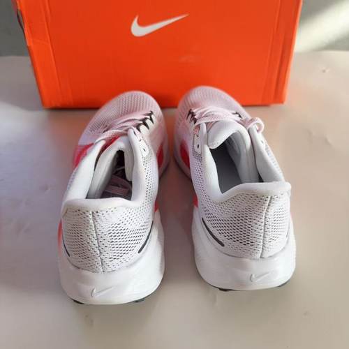 Nike Pegasus41 PRM女款白红色防滑耐磨透气低帮跑步鞋FD2723-109 - 图2