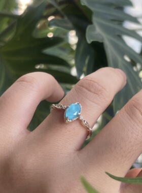 一汪湖水。日系风格S925银镀金剔透海蓝宝马眼形戒指高级复古气质