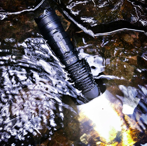 JAXMAN X1s 远射版 单锂XHP35 HI LED强光手电 搜寻户外 战术手电 - 图2