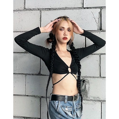 YAMMYUKI欧美辣妹爵士性感镂空设计感绑带露腰紧身显瘦长袖上衣 - 图2