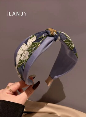 法式高颅顶打结印花发箍女新款复古气质头箍百搭外出压发发卡头饰