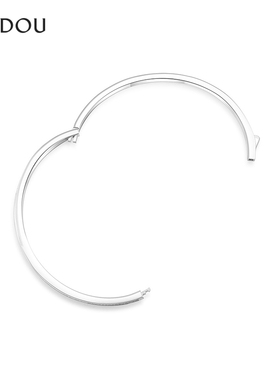 AJIDOU阿吉豆手饰女款银色几何线条手镯