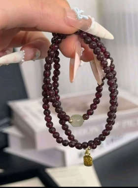 新中式石榴石三圈串珠手链女小众设计手串手饰酒红色串珠手饰品