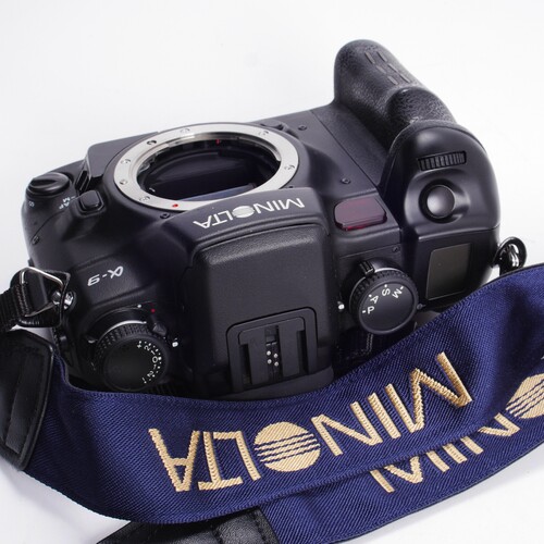 美能达MINOLTA A9高端胶片单反相机98新送蓝色妖姬肩带可35 50镜 - 图3
