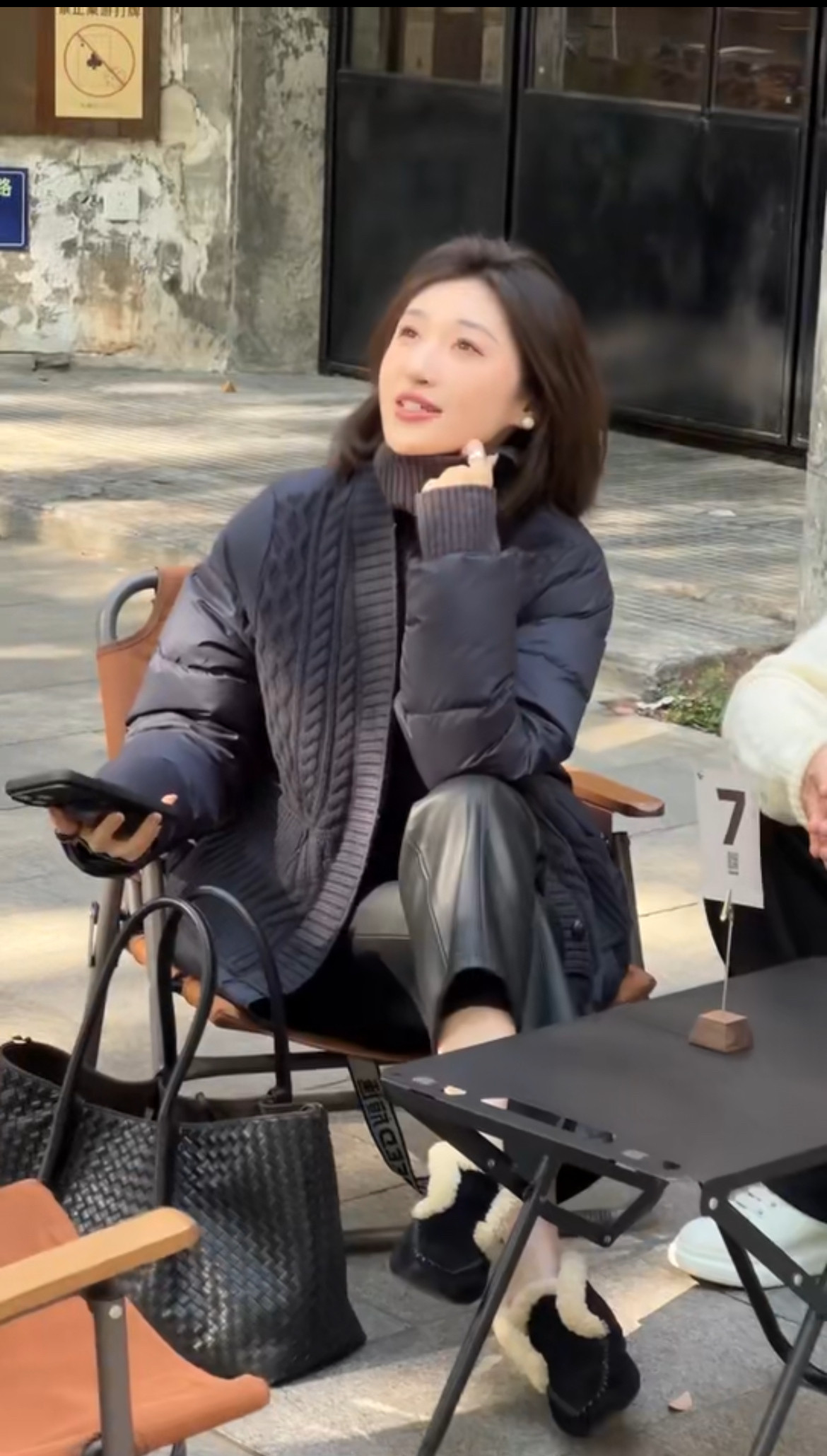 2025冬季新款女装黑色皮裤长袖麻花纹棉服女宽松保暖外套两件套装,淘宝优惠券,粉丝福利购,淘宝优惠卷