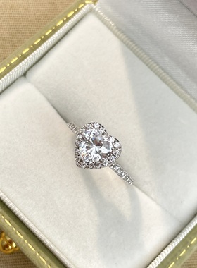 培育高碳钻爱心纯银925戒指镶嵌高级感一克拉心形求婚送女友钻戒