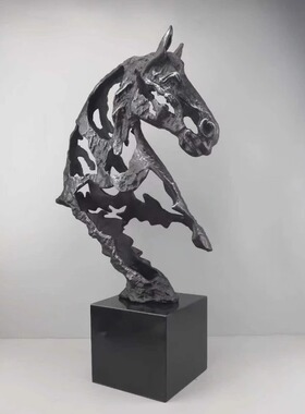 现代简约抽象大理石铸铁镂空马头雕塑摆件客厅玄关酒店家居软饰品