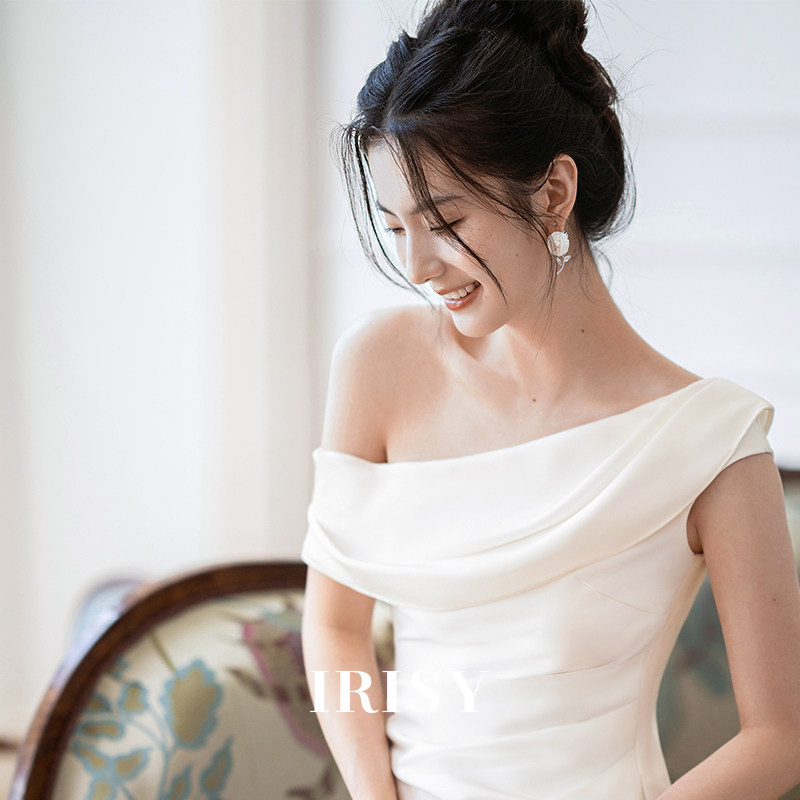 IRISY 「棠梨」白色缎面订婚礼服女高级感晨袍绝美气质领证小白裙,淘宝优惠券,粉丝福利购,淘宝优惠卷