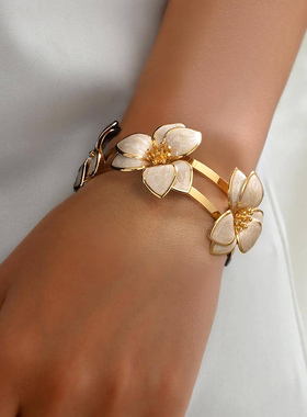 欧美跨境货源复古时尚花卉手环绿色花纹花朵造型手镯开口可调节女