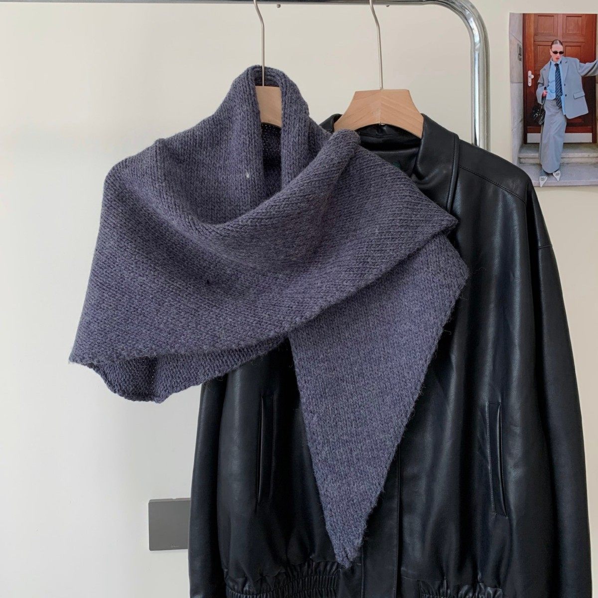 高级感含羊毛大披肩女百搭韩系秋冬保暖简约三角围巾护颈针织坎肩,淘宝优惠券,粉丝福利购,淘宝优惠卷