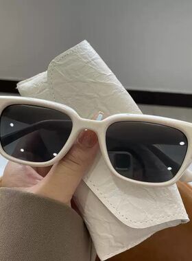 韩版时尚新款猫眼太阳眼镜女拍照旅行潮流精致百搭墨镜男防紫外线