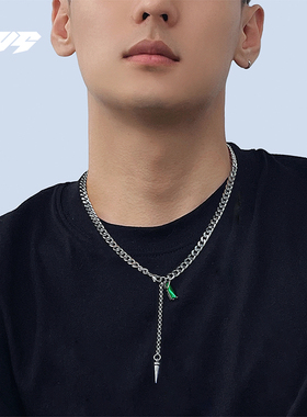 EBYG项链男潮铆钉吊坠ins小众设计个性嘻哈冷淡风高级感锁骨链