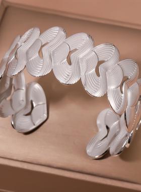 艾芙乐原创欧美手链手镯清新雏菊