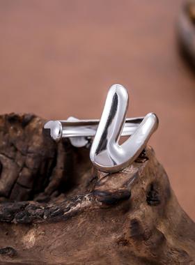 艾芙乐轻奢闪耀莫桑石爱心戒指s9