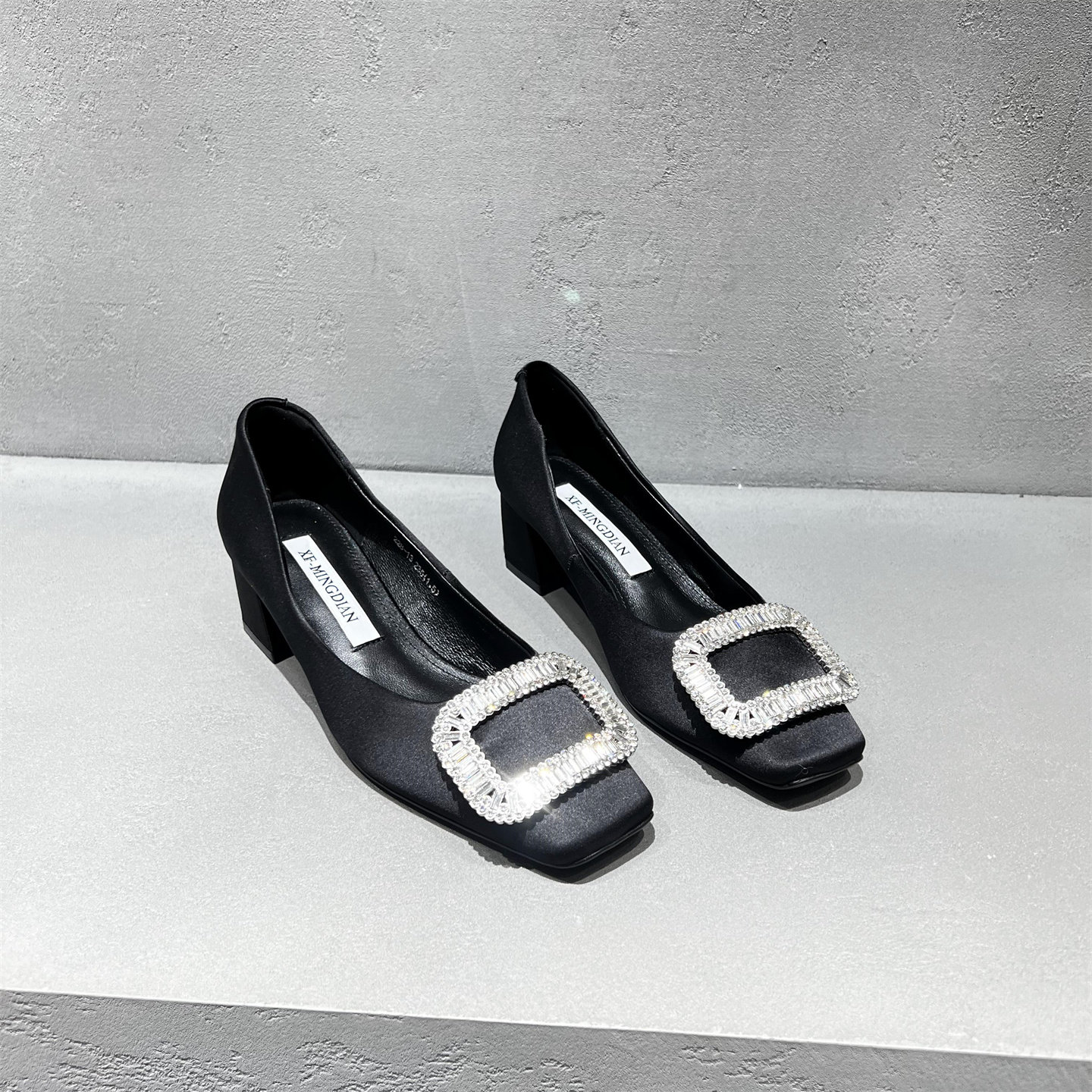 欧洲站女鞋2026春新款欧货真皮水钻方头真丝布粗跟高跟鞋浅口单鞋,淘宝优惠券,粉丝福利购,淘宝优惠卷