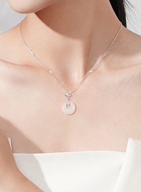 999纯银玉髓平安扣项链女士简约锁骨链新中式送女友生日礼物妈妈