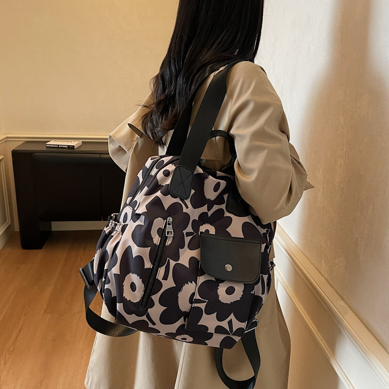 2026 New Trendy Fashion Backpack Versatile Shoulder Bag Women's Casual Lightweight Nylon Cloth Bag Travel Small Backpack