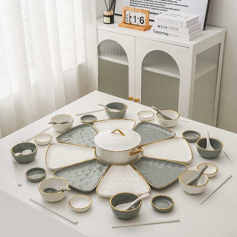 年夜饭团圆拼盘餐具组合过年盘子菜盘2023新款家用碗碟套装轻奢