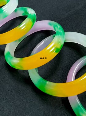 天然石英岩玉手镯冰种飘花玉镯