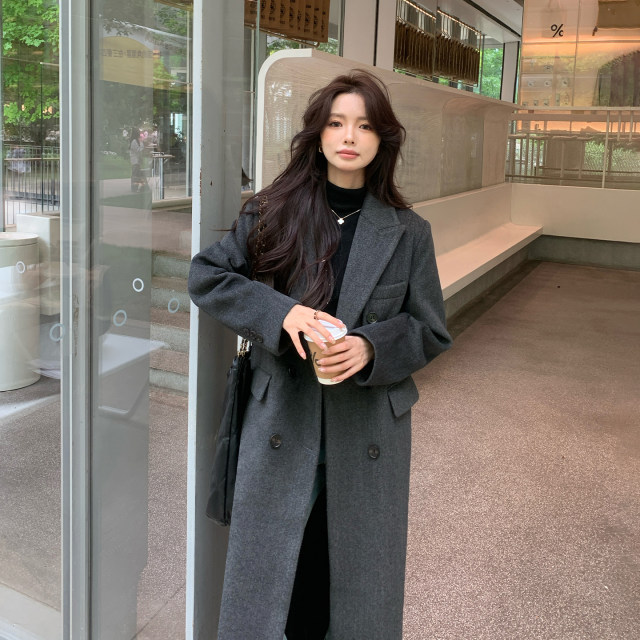 Women's super long style over-knee Hepburn style high-end 2025 new autumn and winter thickened beautiful woolen coat
