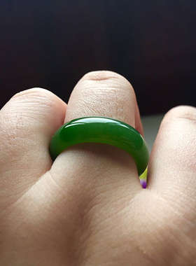 碧玉新疆菠菜绿男女款保真尾戒