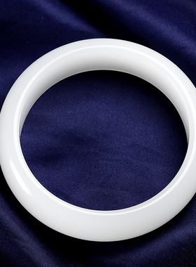 天然新疆和田白玉手镯送妈礼物