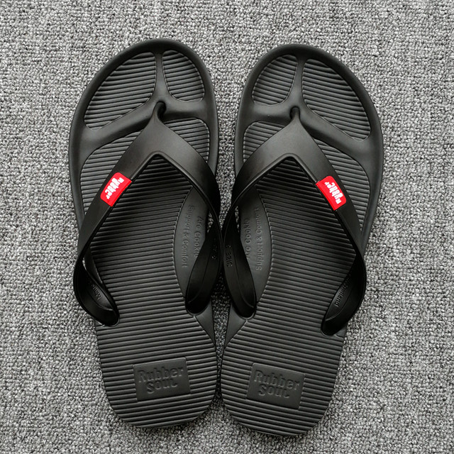 Latex flip-flops imported from Thailand are waterproof and non-slip