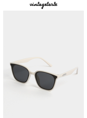 VNTG墨镜奶白色边框设计感防紫外线时髦ins风显脸小网红太阳眼镜