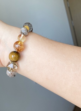 多宝水晶手串土系守护转运招米