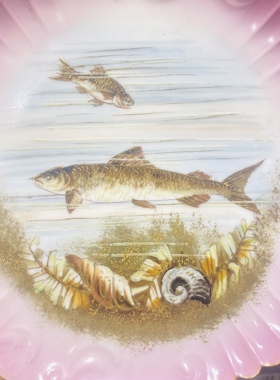 特价法国利摩日粉色鎏金鱼盘装饰盘