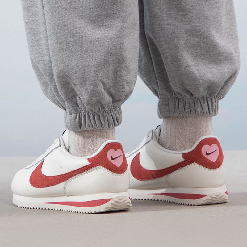 耐克NIKE CORTEZ SE女子情人节皮面舒适耐穿运动休闲鞋FZ5167-133 - 图0