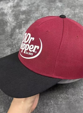 Joker严选 Dr. Pepper 酒红色硬顶弯沿棒球帽 Bioworld