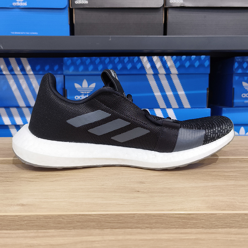 Adidas阿迪达斯男鞋正品跑步鞋SENSEBOOST低帮透气轻便运动鞋EG09 - 图1