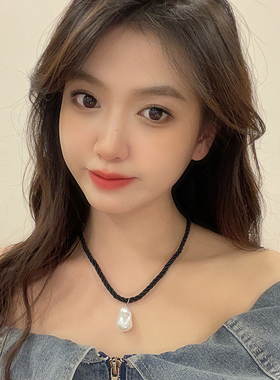 欧美风复古黑色线绳异形珍珠项链