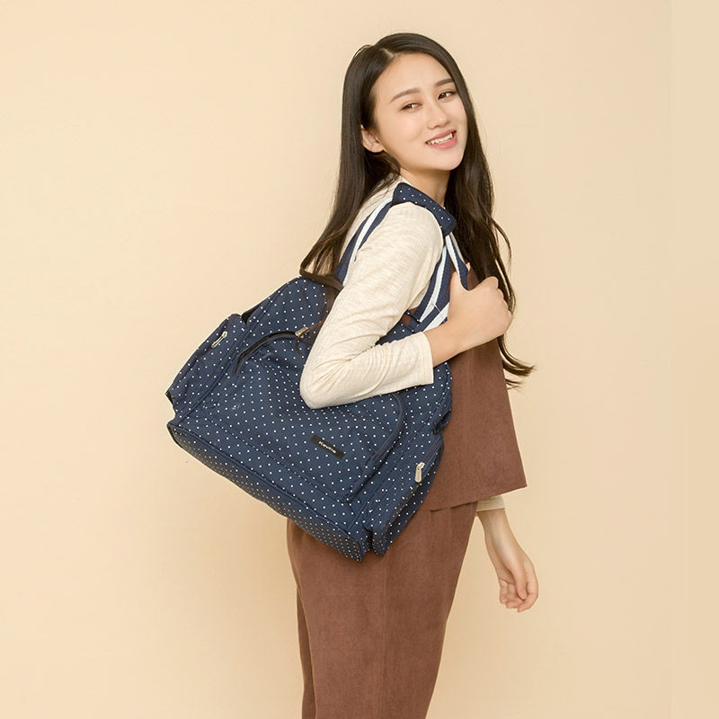 日本多功能妈咪包双肩轻便妈妈背包 Akasugu海外妈咪包/袋