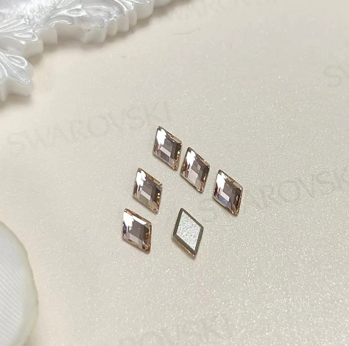 平底异形 2773菱形5x3mm  6.6X3.9超闪多尺寸美甲钻DIY奥钻华子闪 - 图0