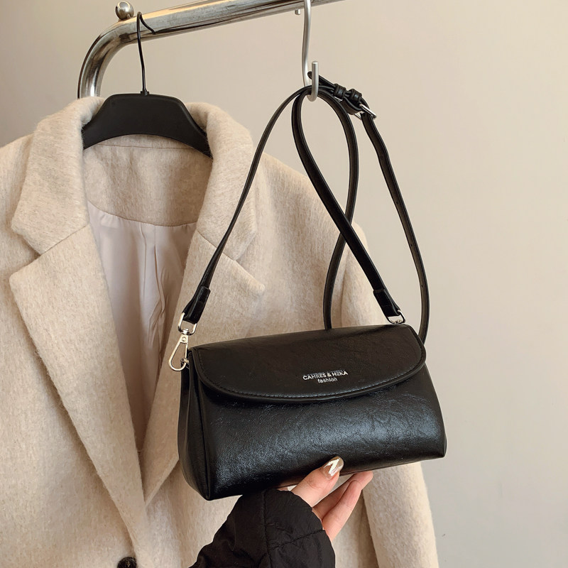 香港品牌真皮包包女2026秋冬新款高级感气质通勤复古单肩斜挎小包,淘宝优惠券,粉丝福利购,淘宝优惠卷