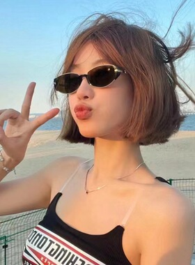 2026新摩登复古高级感茶色窄框小棕镜女方圆脸显瘦猫眼墨镜太阳镜