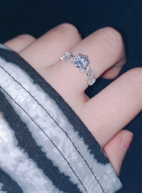 s925银18k金高碳钻石女INS风戒指