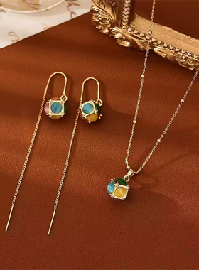 猫眼石魔方吊坠项链女