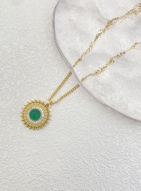 Favorite法式复古轻奢爆款绿色玉髓吊坠锆石微镶小众高级感锁骨链