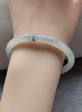 56圈口叮当镯和田玉细条手镯