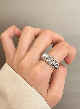 欧美夸张冷淡风金属花朵戒指女小众高级感锆石食指戒个性百搭指环