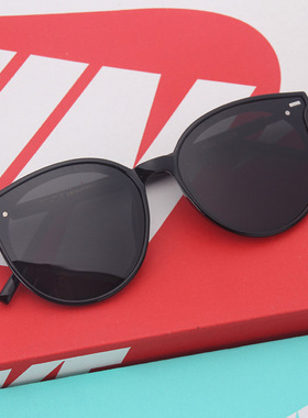 墨镜街拍显瘦太阳镜刘仁娜同款