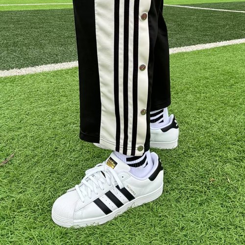 阿迪达斯/Adidas SUPERSTAR经典百搭金标贝壳头板鞋休闲鞋EG4958 - 图1