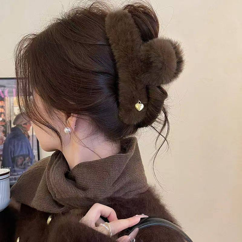冬季爱心毛毛抓夹女慵懒风高级感毛绒鲨鱼夹2025新款大号发夹头饰,淘宝优惠券,粉丝福利购,淘宝优惠卷