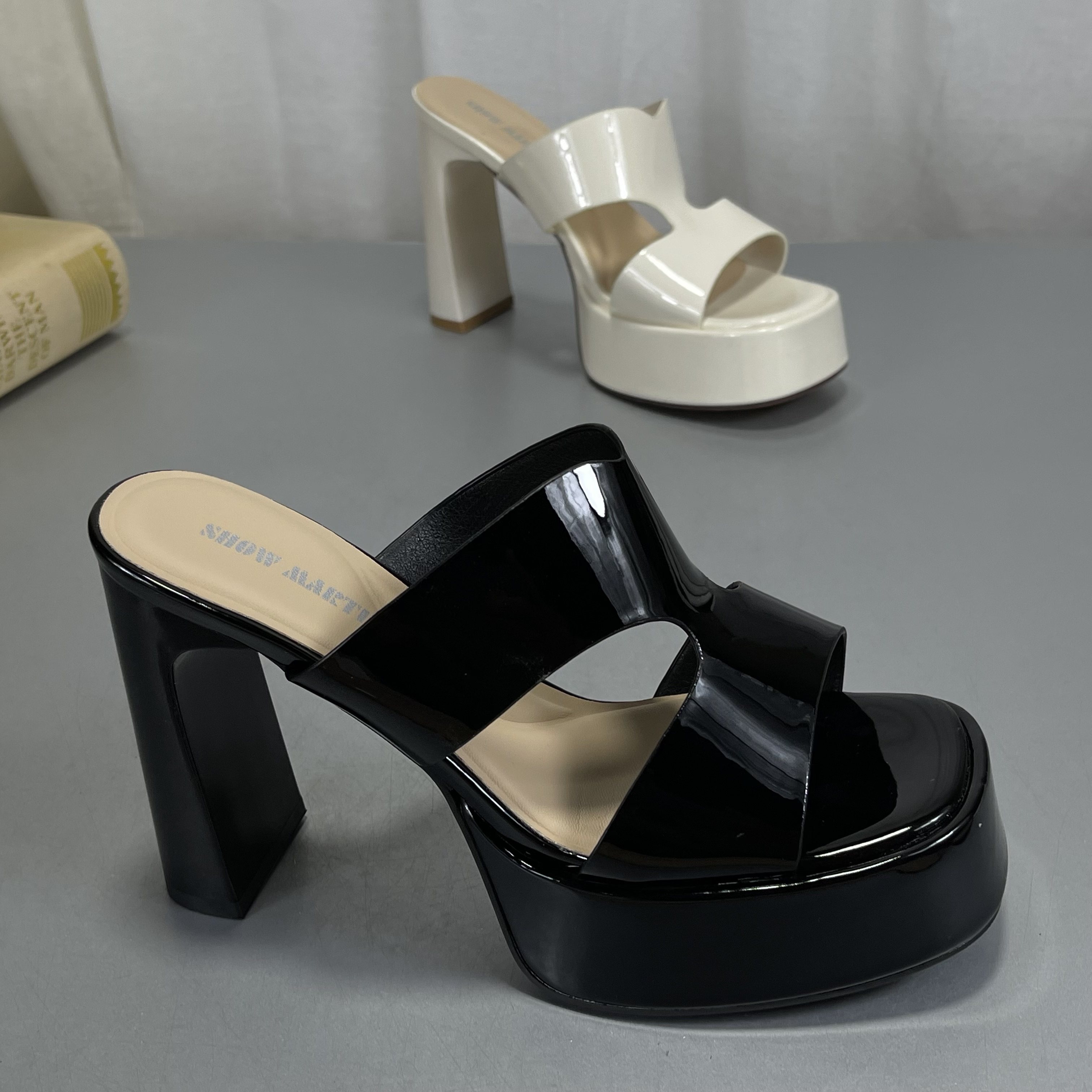 牛漆皮高跟一字拖女外穿2026夏季款时尚性感露趾防水台粗跟凉拖鞋,淘宝优惠券,粉丝福利购,淘宝优惠卷