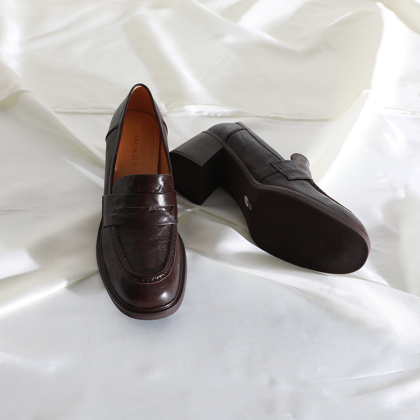 莲花府邸2026春季时尚女鞋中口一脚蹬通勤工作鞋百搭粗跟羊皮女鞋,淘宝优惠券,粉丝福利购,淘宝优惠卷