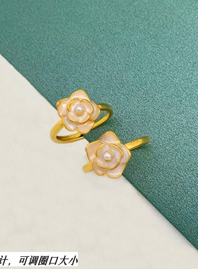 女越南沙金戒指久不掉色