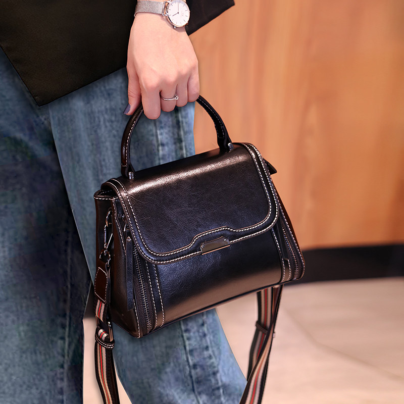 2025新款时尚大容量牛皮真皮女包中年女士单肩斜挎包小方包邮差包,淘宝优惠券,粉丝福利购,淘宝优惠卷